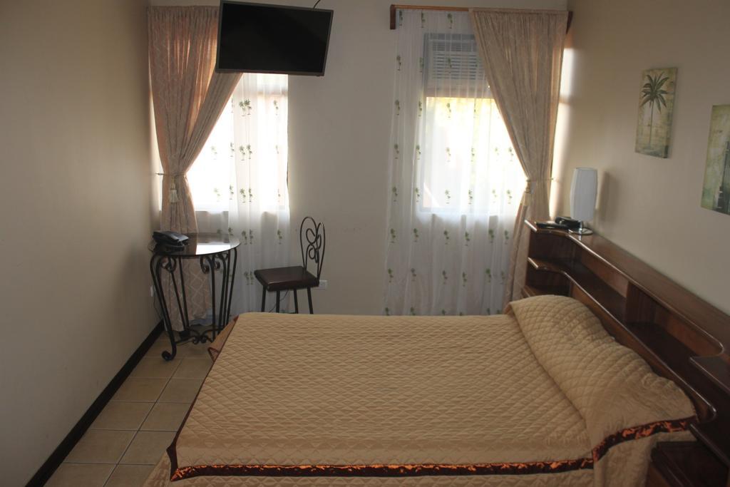 Hotel Santa Maria Inn San Juan Abajo Esterno foto