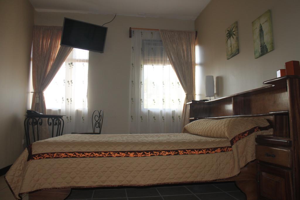 Hotel Santa Maria Inn San Juan Abajo Esterno foto