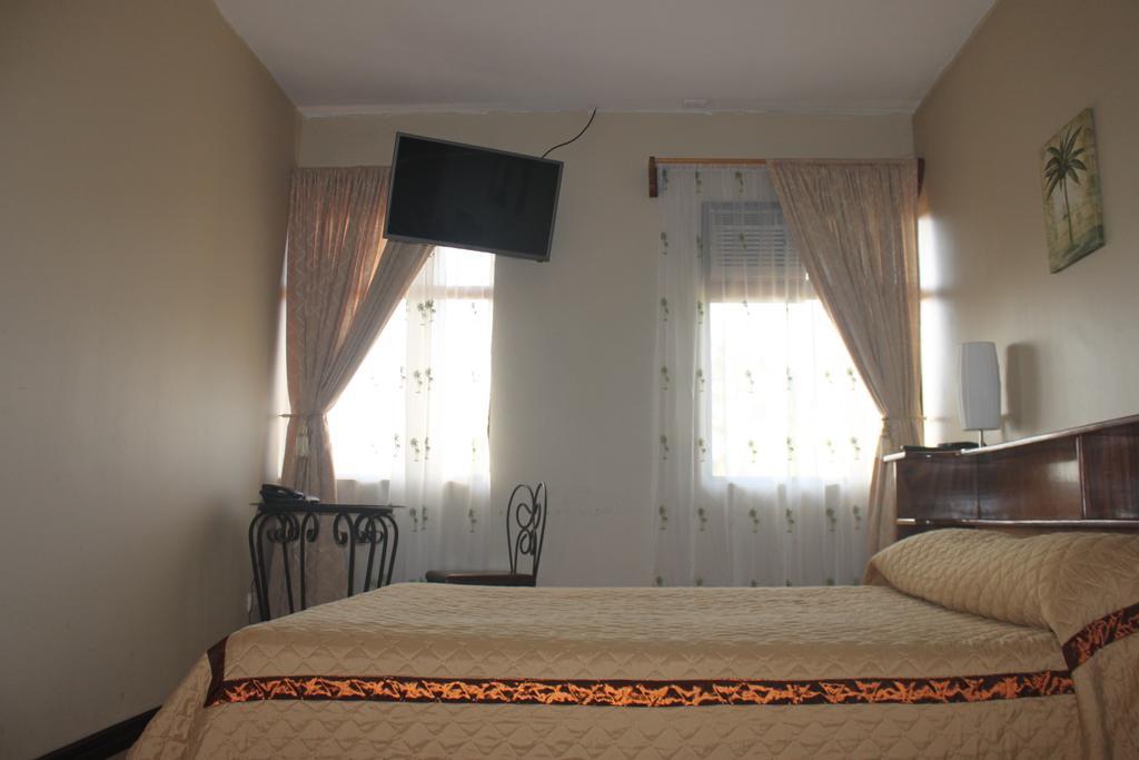 Hotel Santa Maria Inn San Juan Abajo Esterno foto