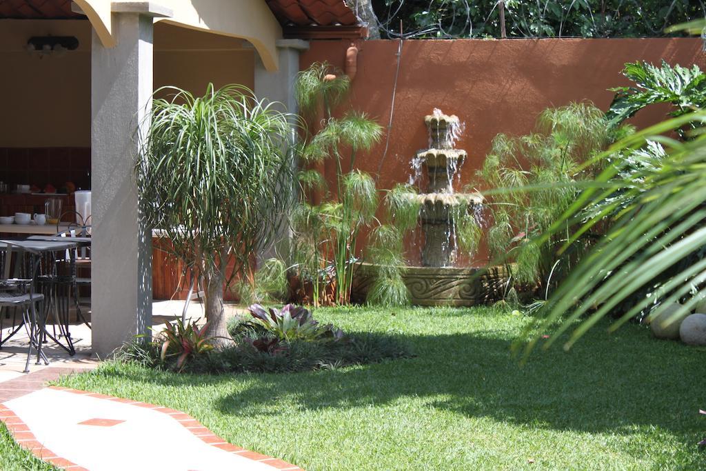 Hotel Santa Maria Inn San Juan Abajo Esterno foto